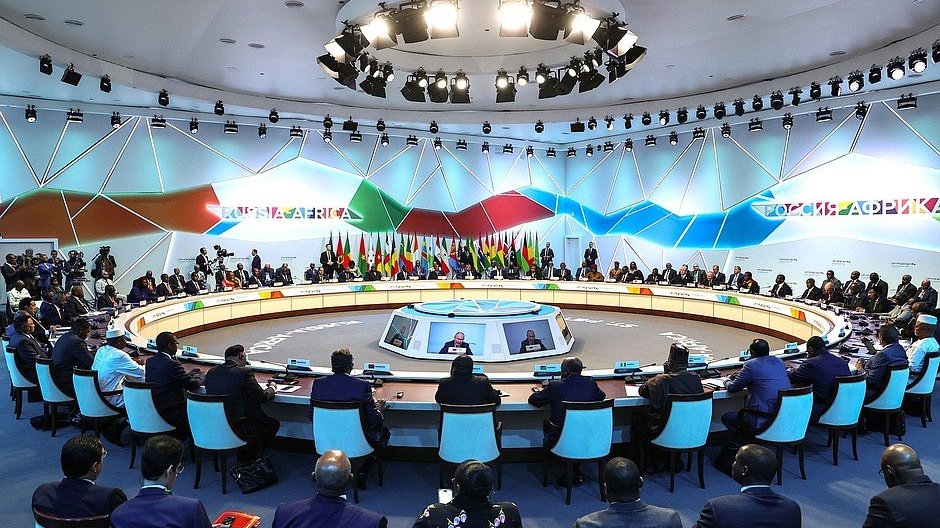 Illuminating Paths: Profiles of Influential Figures and Their Enduring Wisdom