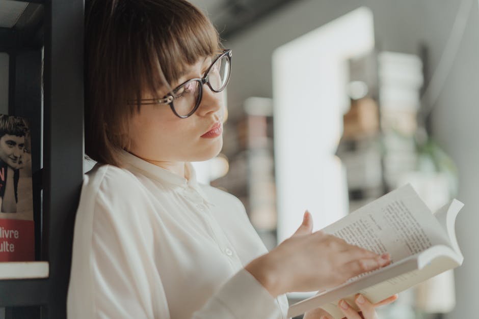 Beyond Recommendations: How BookTok Shapes Reading Habits and Literary Trends