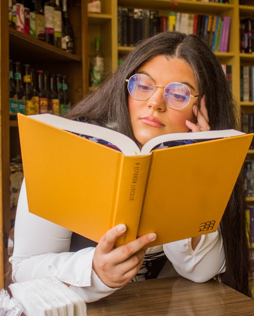 Beyond the Stars: How Book Reviews Shape the Cosmos of Readers' Minds