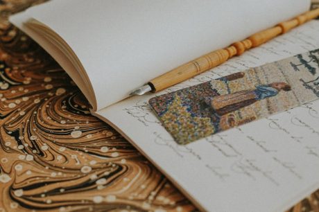 Beyond the Stars: The Art of Writing Book Reviews That Resonate