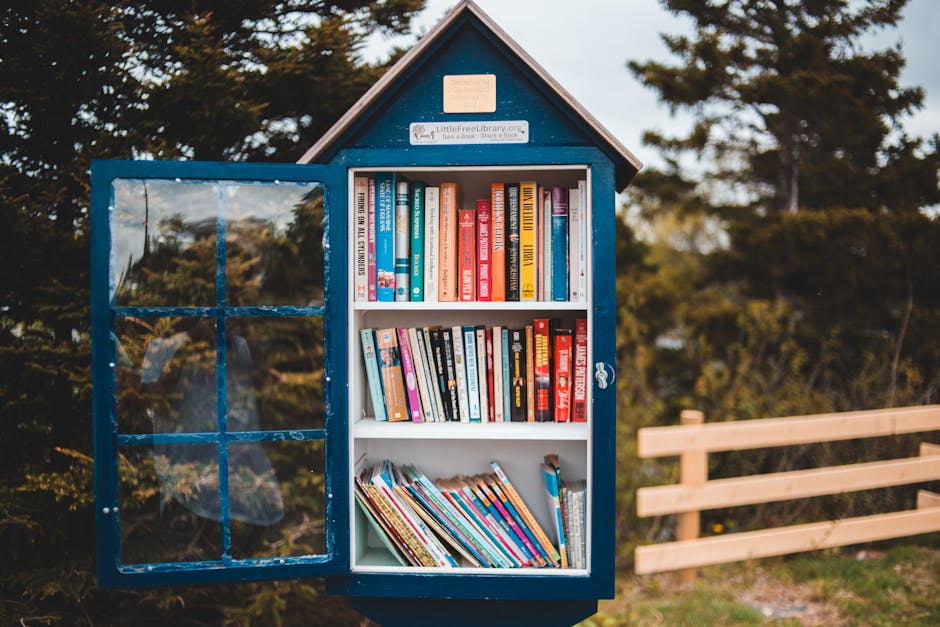 The Evolving Landscape of Book Reviews: From Gatekeepers to Community Builders
