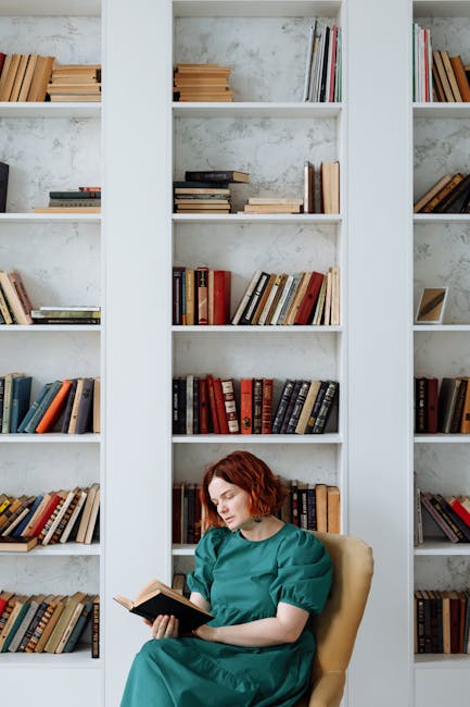 The Psychology Behind Book Reviews: How They Influence Readers and Shape Literary Culture