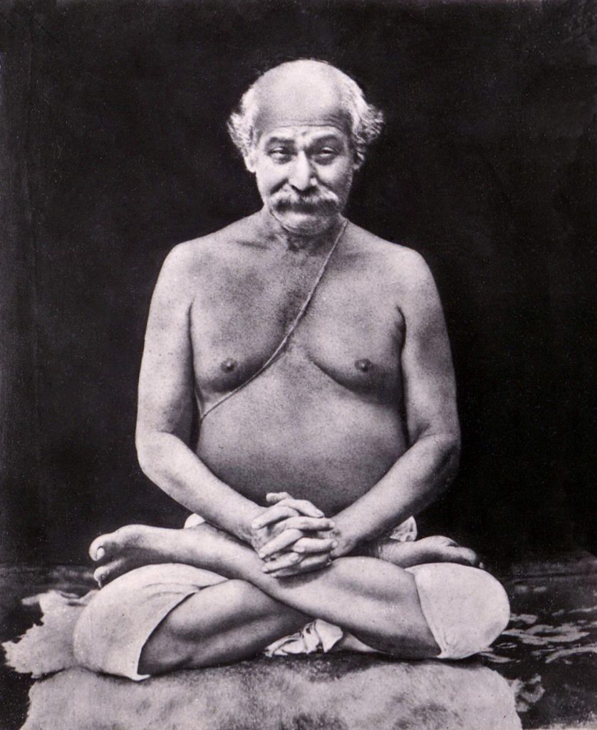 Paramahansa Yogananda: Life, Kriya Yoga & Spiritual Legacy
