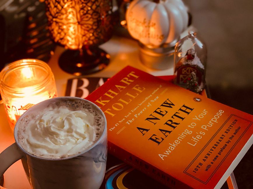 The Power of Now Book Review: Lessons from Eckhart Tolle