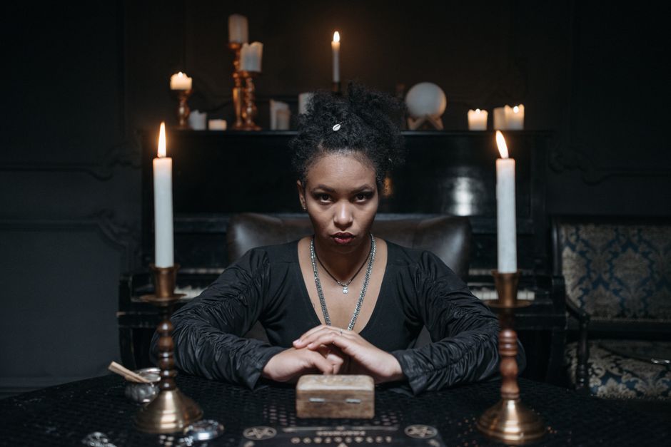 Psychic's Channeled Warning for 2024: Tricia Carr on Next Level Soul