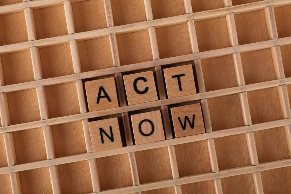 The Power of Now Review: Summary, Lessons & Why It Still Matters
