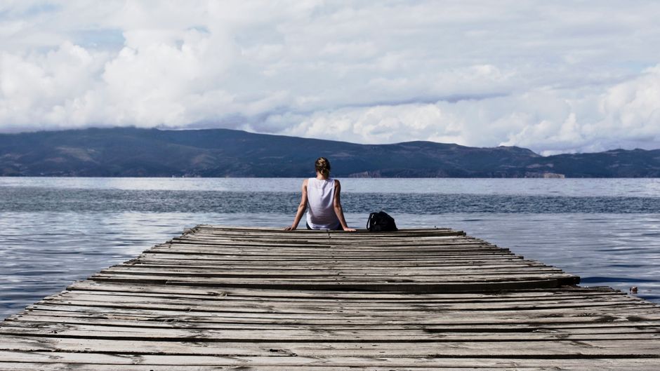 The Power of Now Review: Lessons on Presence & Peace