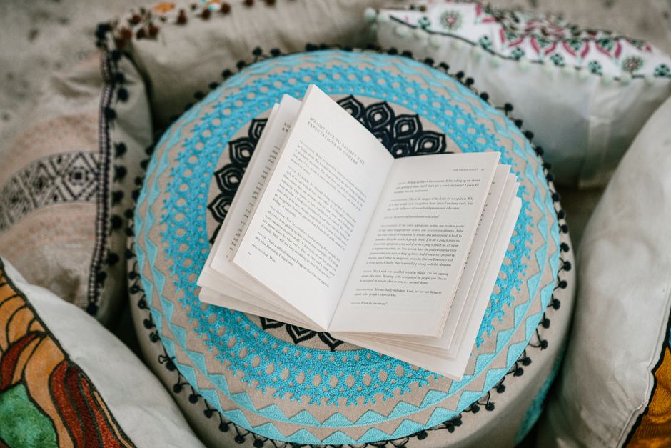 The Four Agreements Book Review: Summary, Lessons & Core Message
